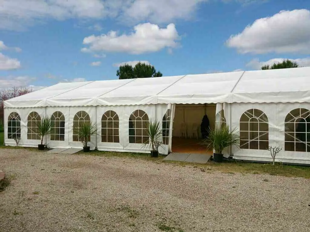 Chapiteau aluminium 8 m — installation Barnum Location