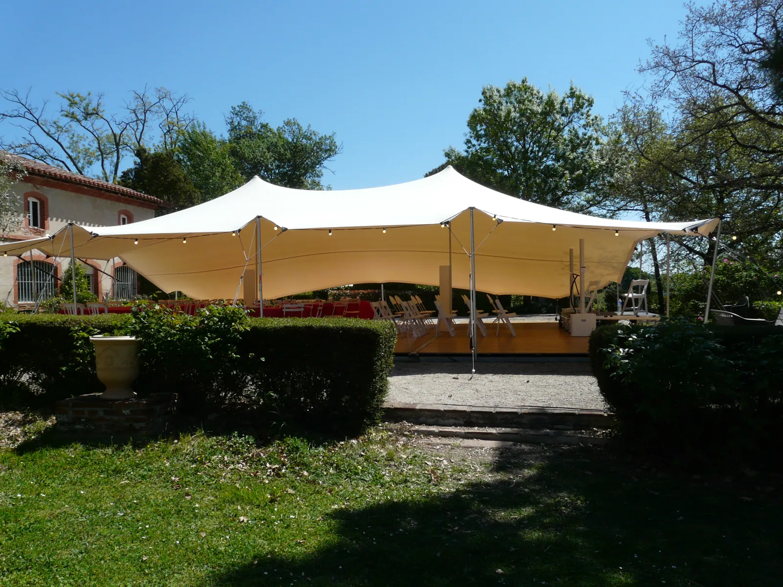 Tentes stretch
